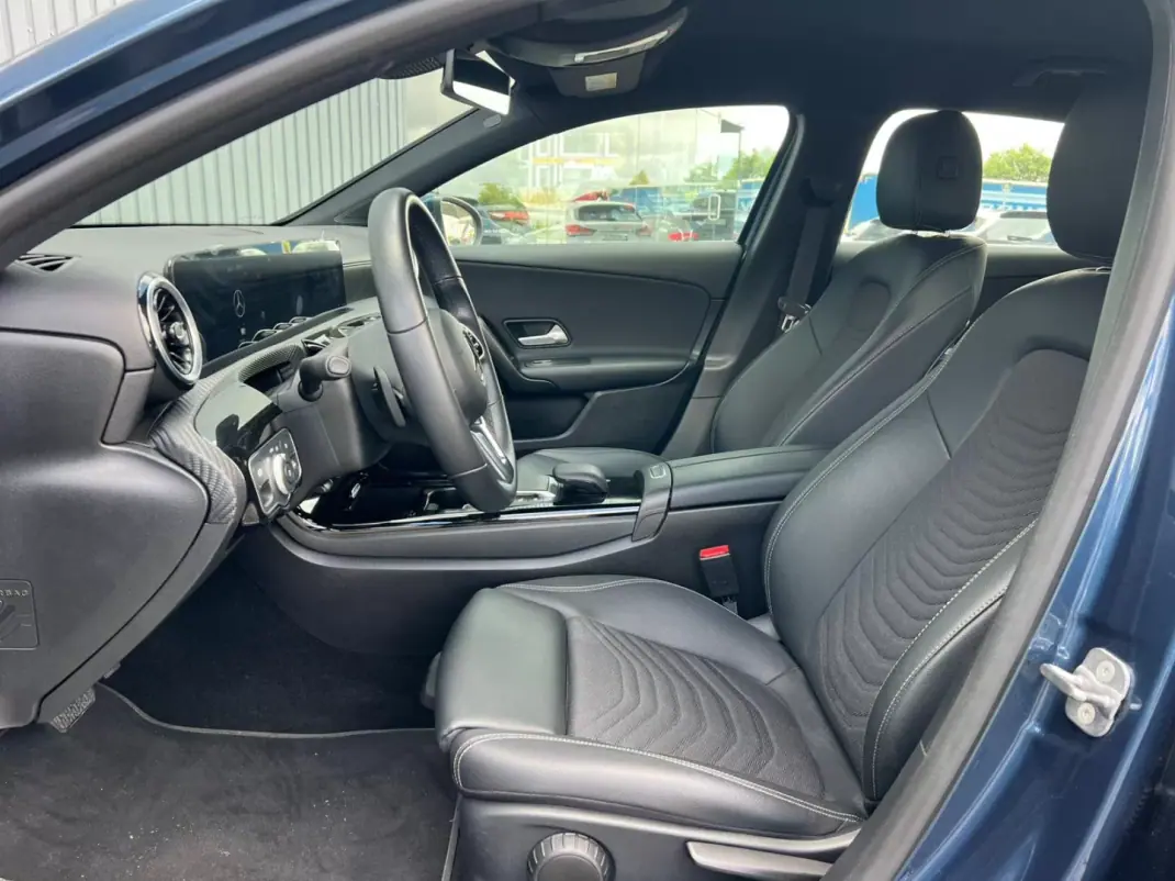 Mercedes-Benz A 250e 2022 - 28750 EUR, 42690 km - AUTO.MOTO.pt - 42690km - foto 10 de 20