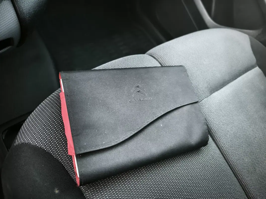 Citroën 2018 - 11374 EUR, 160909 km - AUTO.MOTO.pt - 160909km - foto 26 de 34