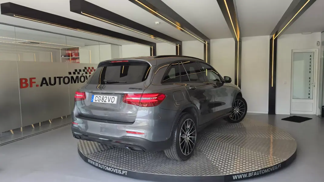 Mercedes-Benz GLC 220 2015 - 27900 EUR, 198275 km - 198275km - foto 18 de 67