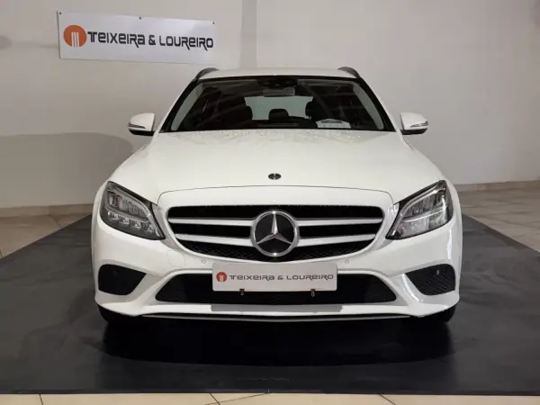 Mercedes-Benz C 180 2019 - 23000 EUR, 145879 km - AUTO.MOTO.pt - 145879km - foto 2 de 23