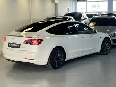 Tesla Model 3 2021 - 31990 EUR, 85000 km - AUTO.MOTO.pt - 85000km - foto 16 de 45