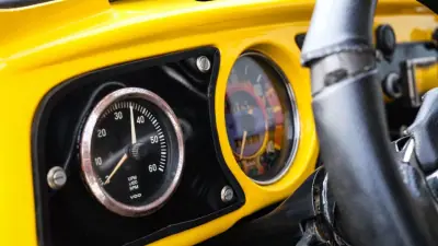 Volkswagen Carocha 1966 - 12500 EUR, 40000 km - AUTO.MOTO.pt - 40000km - foto 7 de 17