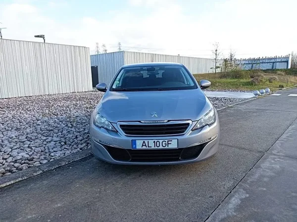 Peugeot 308 SW 2017 - 11000 EUR, 230125 km - AUTO.MOTO.pt - 230125km - foto 4 de 15