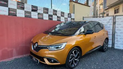 Renault Scénic 2019 - 16900 EUR, 69000 km - AUTO.MOTO.pt - 69000km - foto 2 de 12