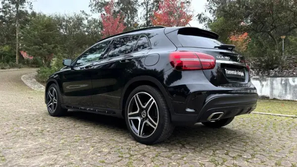 Mercedes-Benz GLA 180 2020 - 25750 EUR, 160000 km - AUTO.MOTO.pt - 160000km - foto 17 de 23