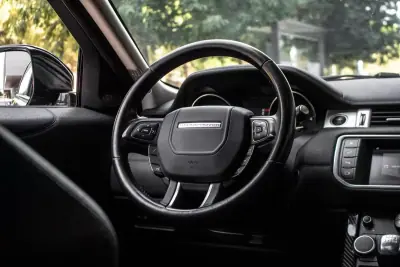 Land Rover Range Rover Evoque 2016 - 20990 EUR, 149611 km - AUTO.MOTO.pt - 149611km - foto 19 de 34