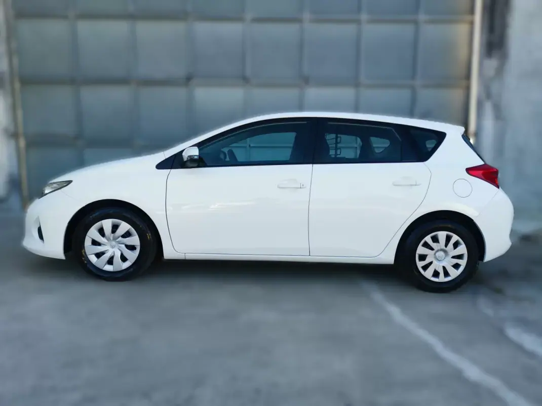 Toyota 2014 - 8500 EUR, 204000 km - 204000km - foto 3 de 10