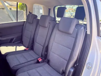 Volkswagen Touran 2017 - 13990 EUR, 198000 km - AUTO.MOTO.pt - 198000km - foto 8 de 13