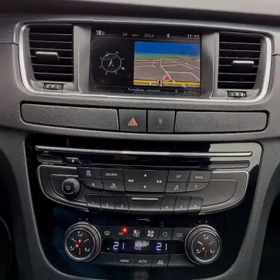 Peugeot 508 SW 2012 - 9900 EUR, 259271 km - AUTO.MOTO.pt - 259271km - foto 12 de 18