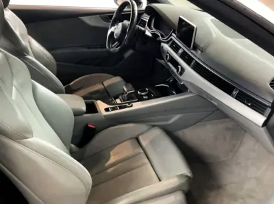 Audi A5 Cabrio 2017 - 31500 EUR, 92411 km - AUTO.MOTO.pt - 92411km - foto 3 de 4
