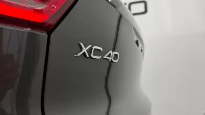 Volvo XC 40 2018 - 24990 EUR, 65080 km - 65080km - foto 13 de 30