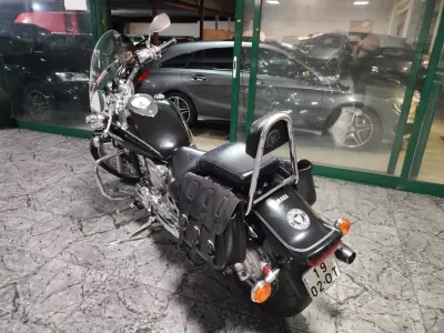Yamaha XVS 2000 - 6000 EUR, 42905 km - AUTO.MOTO.pt - 42905km - foto 3 de 5