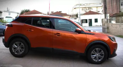 Peugeot e-2008 2020 - 17990 EUR, 54000 km - AUTO.MOTO.pt - 54000km - foto 5 de 27