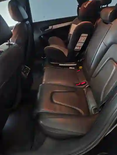 Audi A4 Avant 2013 - 16500 EUR, 220000 km - foto 4 de 8