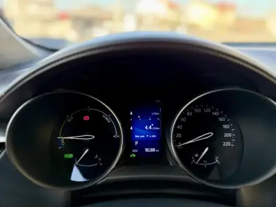 Toyota C-HR 2019 - 23950 EUR, 95000 km - AUTO.MOTO.pt - 95000km - foto 21 de 27