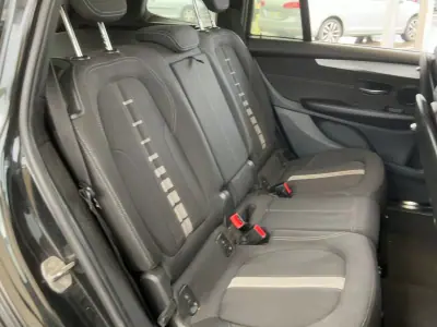 BMW 216 Gran Tourer 2016 - 14900 EUR, 226400 km - AUTO.MOTO.pt - 226400km - foto 8 de 9