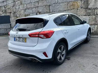 Ford Focus 2019 - 13990 EUR, 83000 km - AUTO.MOTO.pt - 83000km - foto 22 de 51