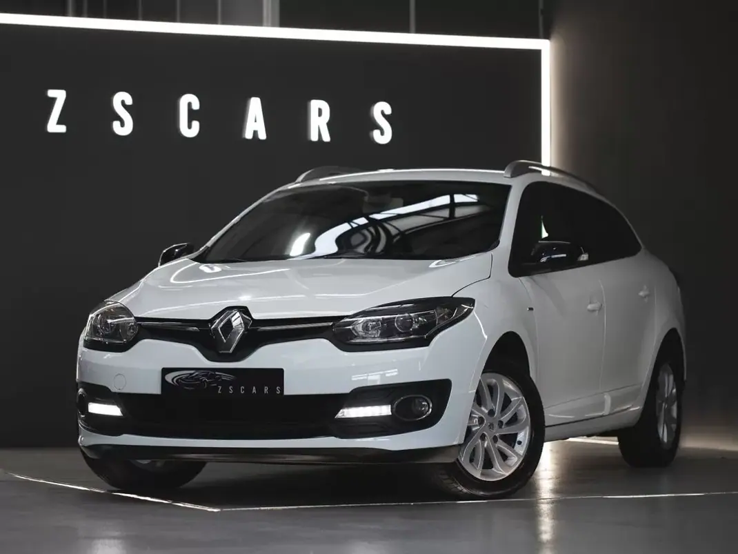 Renault Mégane Sport Tourer 2016 - 9990 EUR, 92644 km - AUTO.MOTO.pt - 92644km - foto 3 de 19