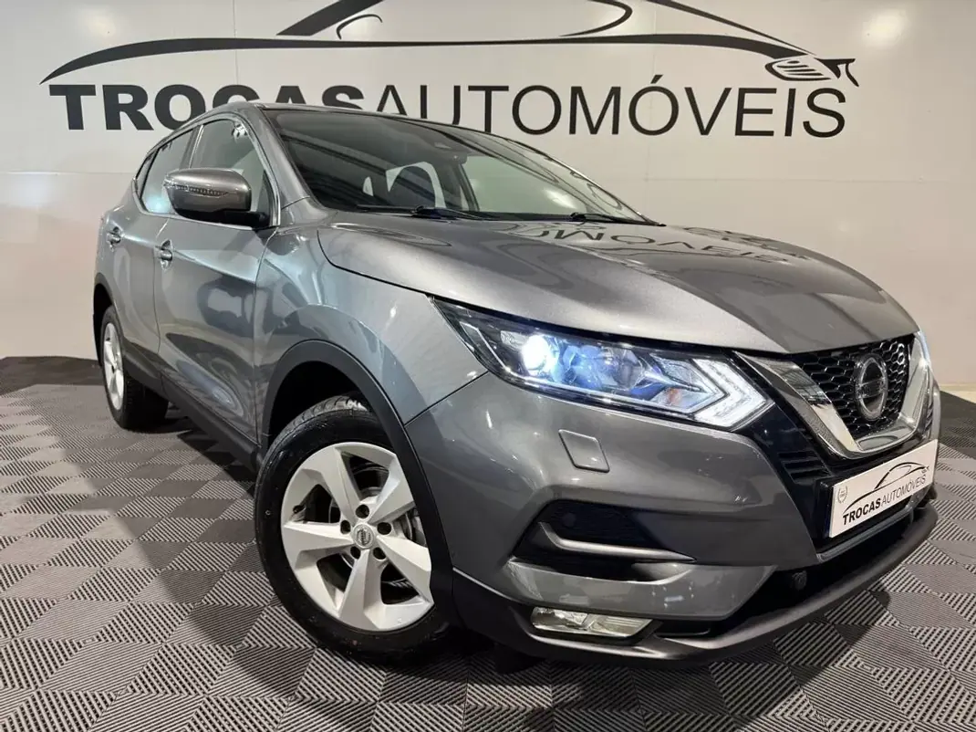 Nissan Qashqai 2019 - 18500 EUR, 131140 km - 131140km - foto 2 de 48