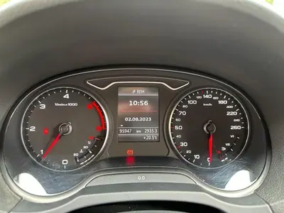 Audi A3 Cabrio 2015 - 25500 EUR, 115000 km - AUTO.MOTO.pt - 115000km - foto 19 de 33