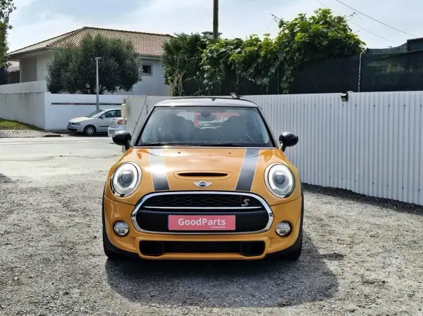 MINI Berlingo 2015 - 18000 EUR, 101200 km - AUTO.MOTO.pt - 101200km - foto 11 de 29