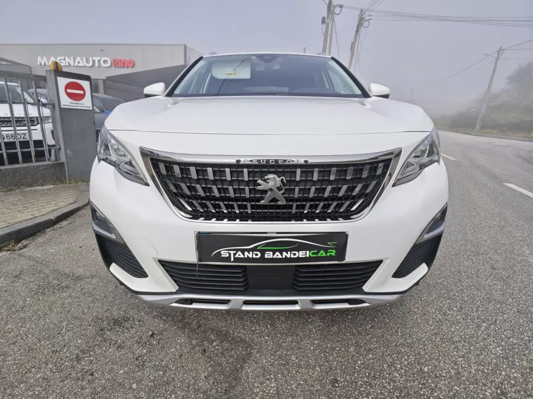 Peugeot 3008 2020 - 19900 EUR, 98000 km - AUTO.MOTO.pt - 98000km - foto 5 de 28