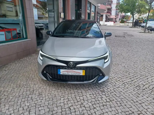 Toyota Corolla 2024 - 38890 EUR, 25995 km - AUTO.MOTO.pt - 25995km - foto 5 de 34