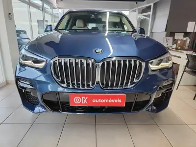 BMW X5 2020 — photo 3 of 37