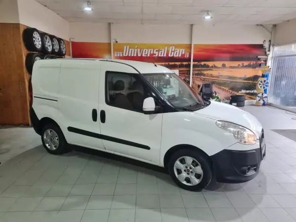 Fiat Doblo 2012 - 5900 EUR, 313000 km - AUTO.MOTO.pt - 313000km - foto 2 de 16