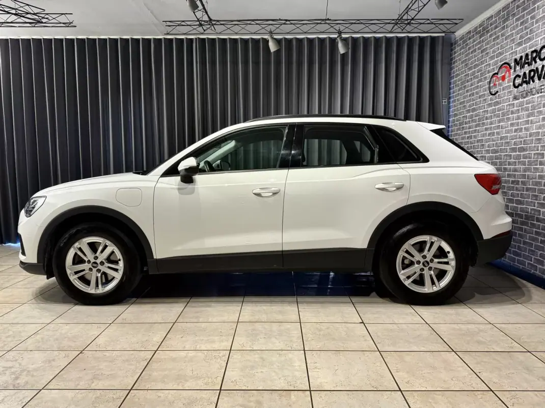 Audi Q3 2021 - 28900 EUR, 37000 km - 37000km - foto 3 de 17