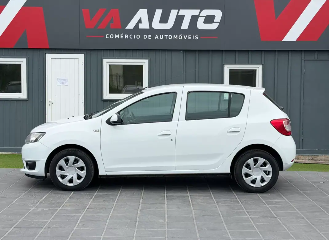 Dacia Sandero 2014 - 7900 EUR, 170000 km - 170000km - foto 4 de 12