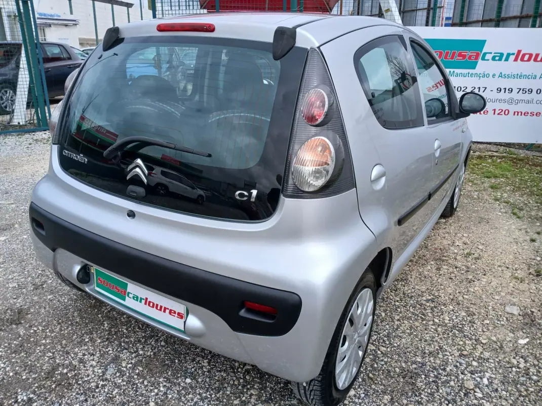 Citroën C1 2013 - 5650 EUR, 177053 km - AUTO.MOTO.pt - 177053km - foto 9 de 24