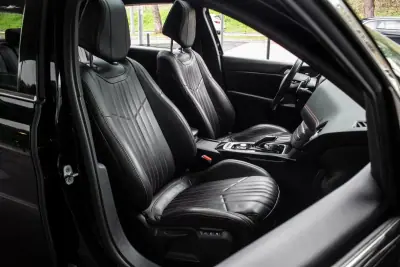 Peugeot 308 2020 - 17990 EUR, 142466 km - AUTO.MOTO.pt - 142466km - foto 28 de 45