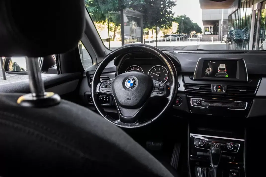 BMW 216 Gran Tourer 2017 - 13990 EUR, 172292 km - AUTO.MOTO.pt - 172292km - foto 32 de 40