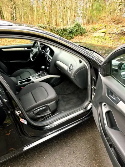 Audi A4 Avant 2013 - 14990 EUR, 181080 km - AUTO.MOTO.pt - 181080km - foto 23 de 25