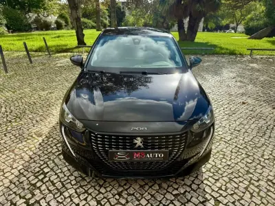 Peugeot 208 2020 - 11990 EUR, 81600 km - AUTO.MOTO.pt - 81600km - foto 9 de 37