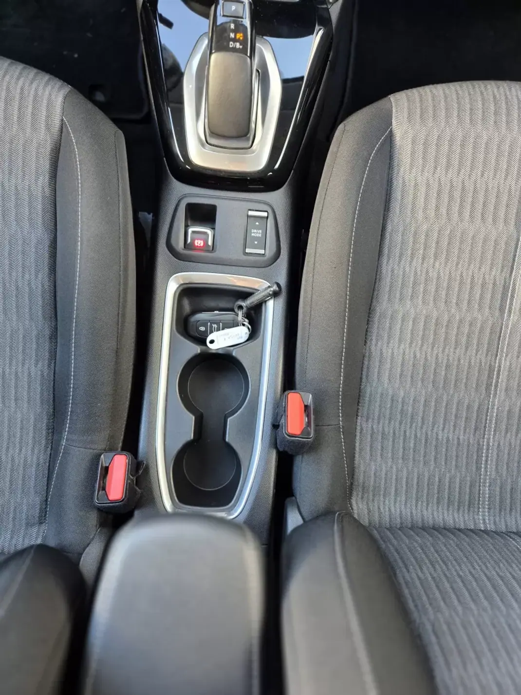 Opel Corsa-e 2020 - 16000 EUR, 75000 km - 75000km - foto 13 de 39
