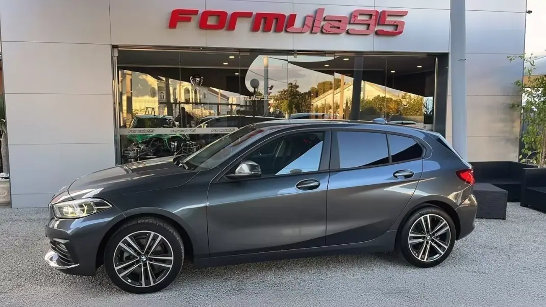 BMW 116 2021 - 18900 EUR, 141720 km - AUTO.MOTO.pt - 141720km - foto 2 de 11