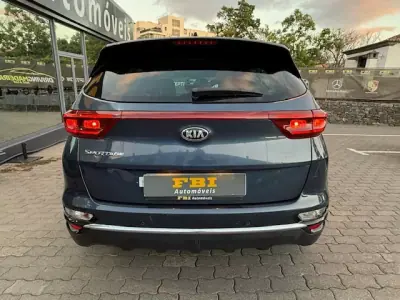 Kia Sportage 2021 - 24900 EUR, 73180 km - AUTO.MOTO.pt - 73180km - foto 8 de 12