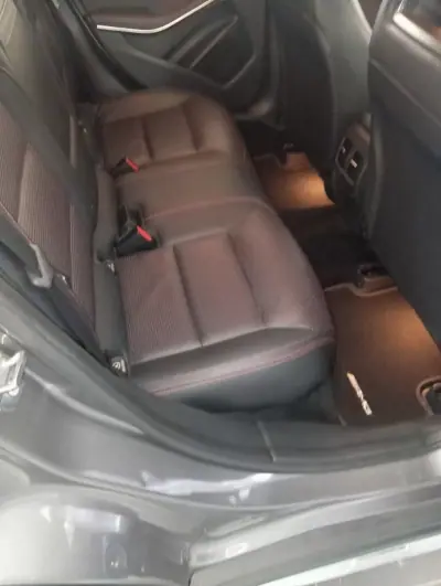Mercedes-Benz GLA 220 2018 - 27500 EUR, 105000 km - AUTO.MOTO.pt - 105000km - foto 27 de 39