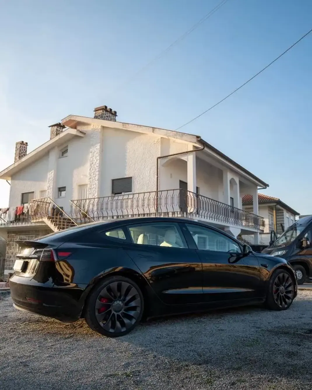 Tesla Model 3 2021 - 30399 EUR, 114000 km - AUTO.MOTO.pt - 114000km - foto 4 de 11
