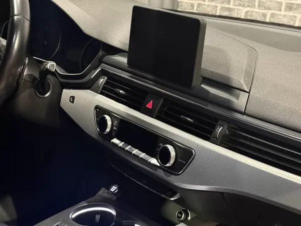 Audi A4 Avant 2017 - 20990 EUR, 148000 km - AUTO.MOTO.pt - 148000km - foto 10 de 19