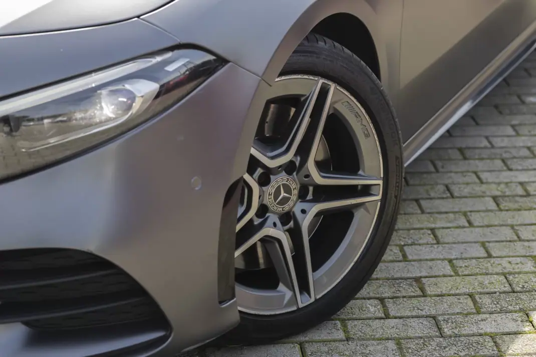 Mercedes-Benz A 250 2018 - 26900 EUR, 147563 km - AUTO.MOTO.pt - 147563km - foto 8 de 29
