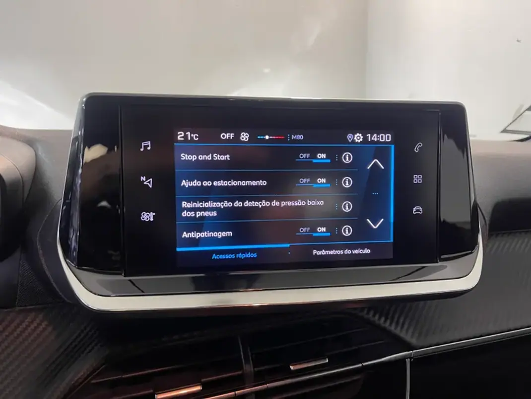 Peugeot 208 2020 - 11900 EUR, 177000 km - AUTO.MOTO.pt - 177000km - foto 23 de 28