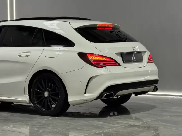 Mercedes-Benz CLA 220 2015 - 20990 EUR, 164000 km - AUTO.MOTO.pt - 164000km - foto 6 de 23