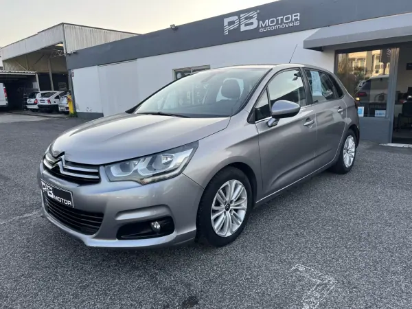 Citroën C4 2016 - 12250 EUR, 155210 km - AUTO.MOTO.pt - 155210km - foto 2 de 18