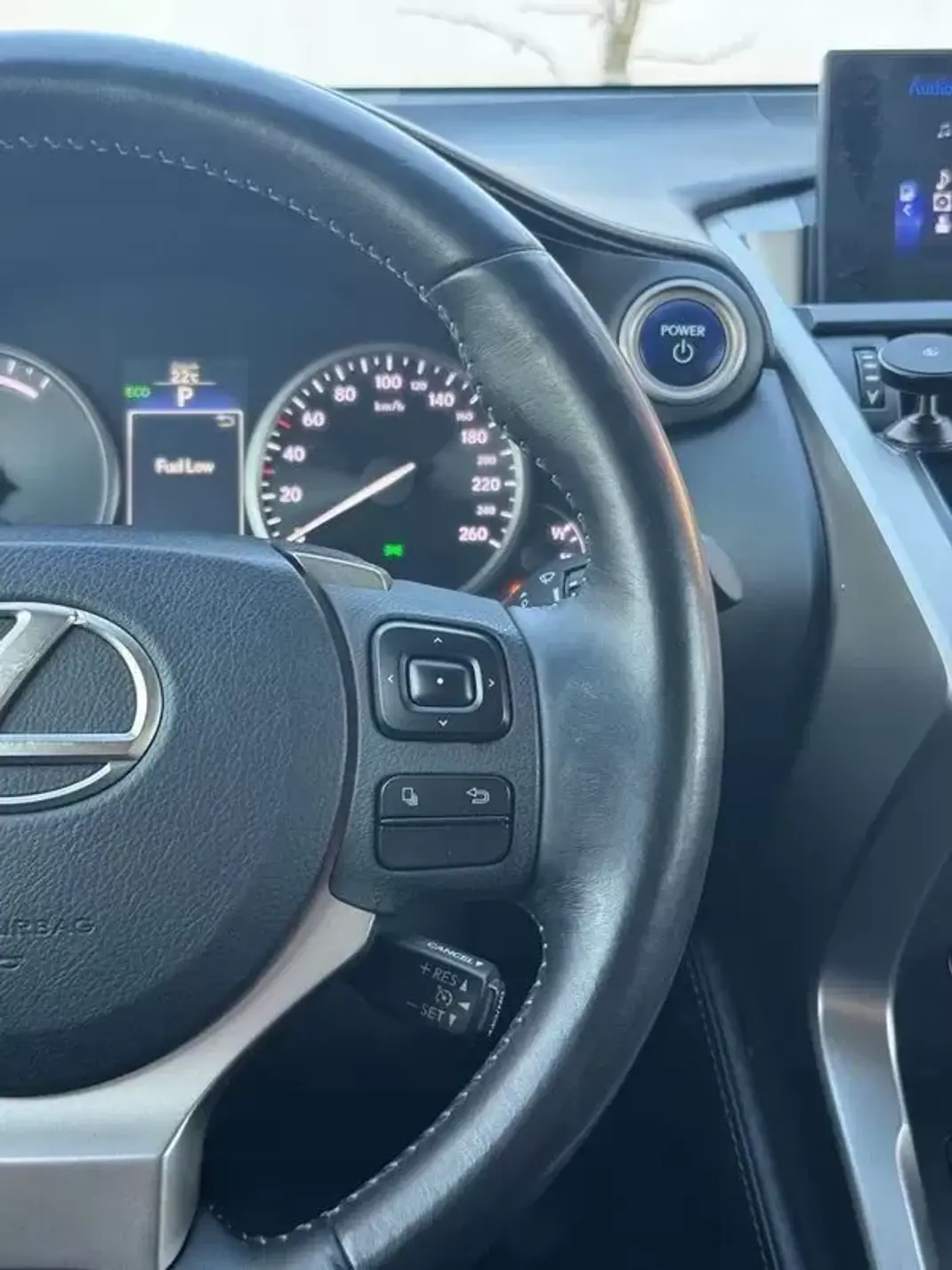 Lexus NX 300h 2014 - 22950 EUR, 66500 km - 66500km - foto 20 de 29