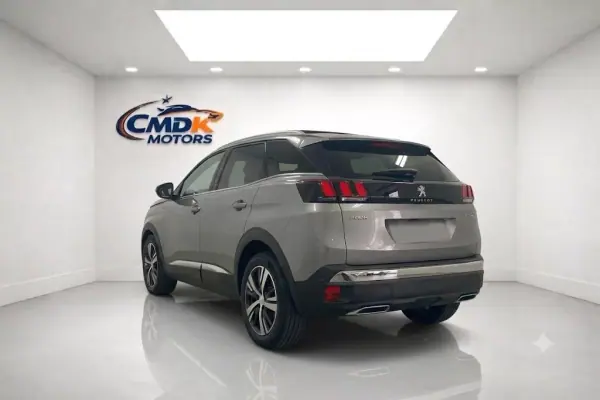 Peugeot 3008 2020 - 24950 EUR, 73588 km - 73588km - foto 4 de 13