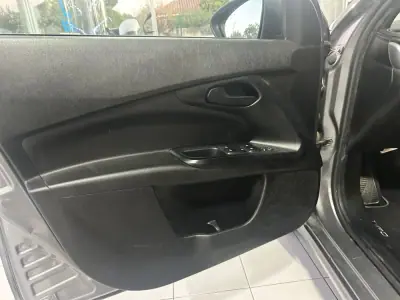 Fiat Tipo Station Wagon 2020 - 13490 EUR, 62200 km - 62200km - foto 8 de 25
