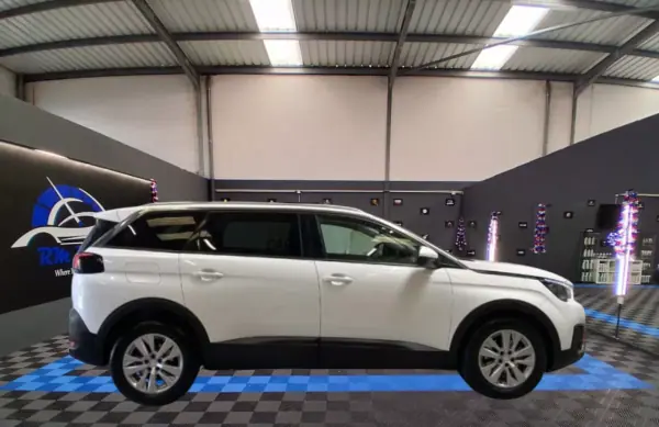 Peugeot 5008 2019 - 15490 EUR, 94260 km - 94260km - foto 4 de 17
